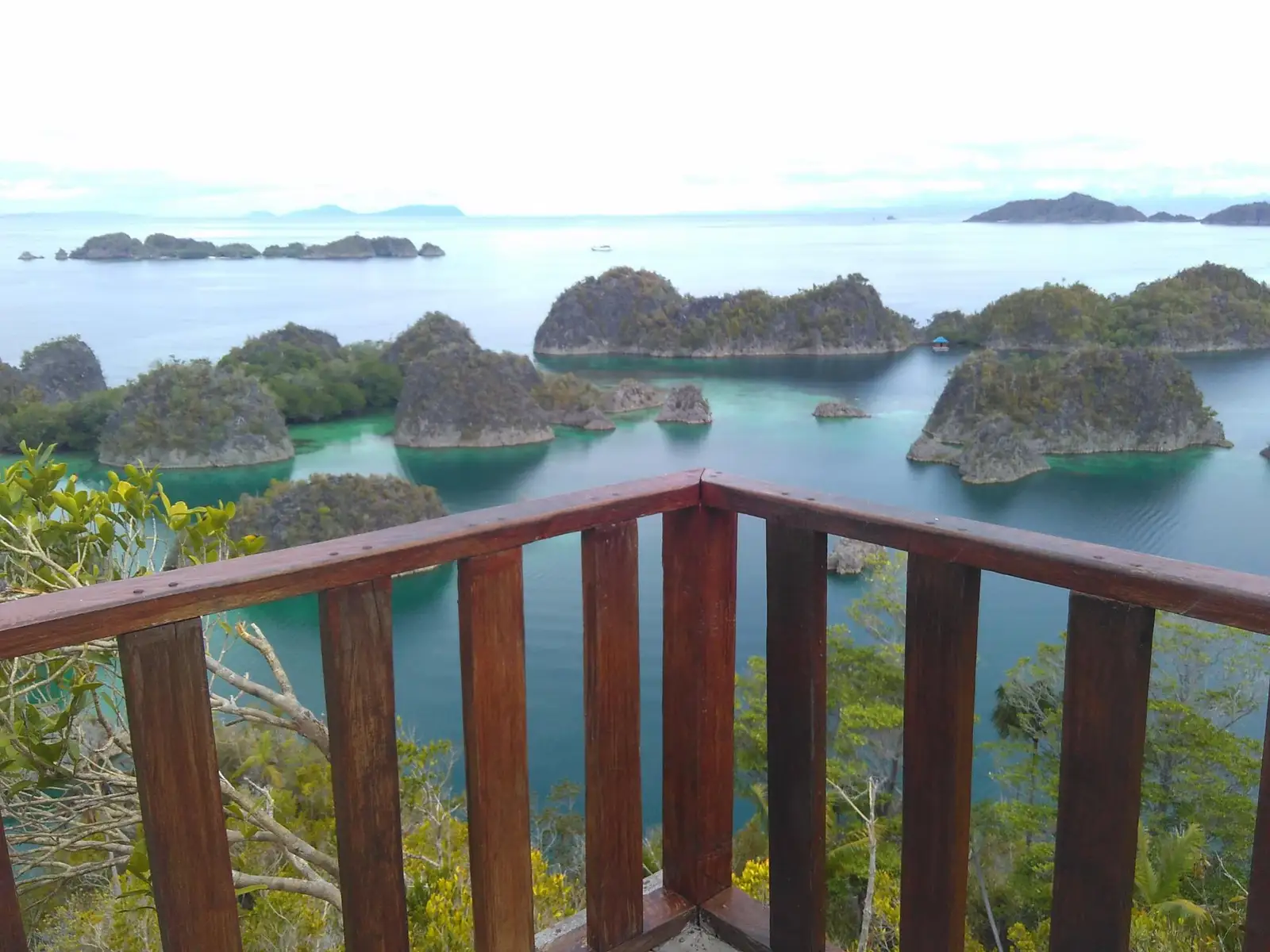 The Pianemo lagoon from the wooden viewing platform at the top of the steps
